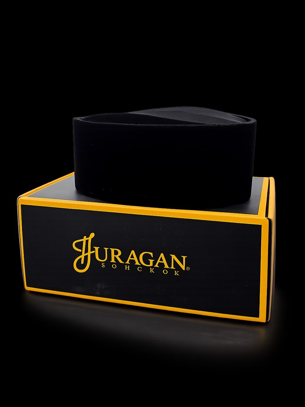 ✨ Songkok Premium – Nampak Lebih Kemas & Bergaya
Nak nampak lebih segak dengan baju melayu?
Pilih Songkok Premium Juragan 🔥
✔ Material baldu berkualiti
✔ Jahitan kemas & tahan lama
✔ Bentuk kemas tak mudah kemek
Ada 2 pilihan design:
🔹 Rata – Style klasik & kemas
🔹 Tinggi – Nampak lebih eksklusif & bergaya
Sesuai untuk:
✅ Raya
✅ Nikah
✅ Majlis rasmi
✅ Pakai harian
📦 Stok terhad!